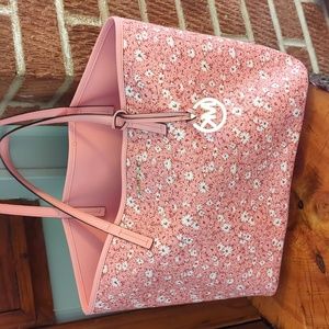 Michael Kors tote